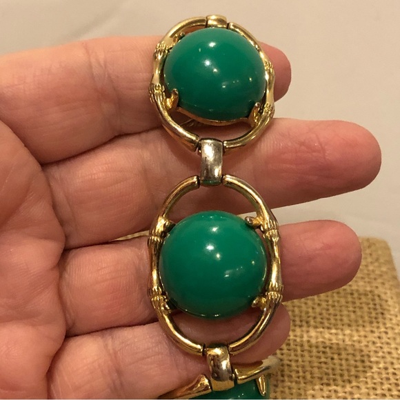 Stella Dot “Zinnia” Statement Bracelet, gold tone with green cabochons - Picture 10 of 15